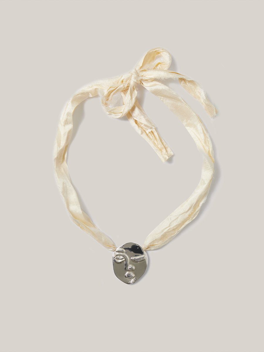 Silver Face Collier